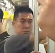 地铁判官表情包如何整理