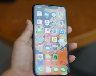 iPhone12小圆点在哪打开